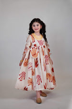 Load image into Gallery viewer, Hennay حناي
