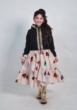 Load image into Gallery viewer, Sara سارة
